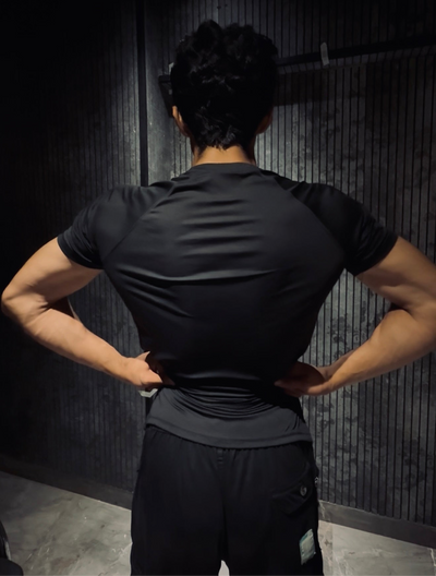 Muscle roll tee | Black