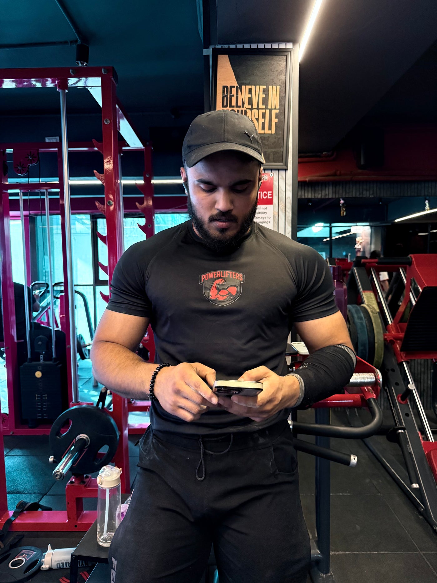 Muscle roll tee | Black